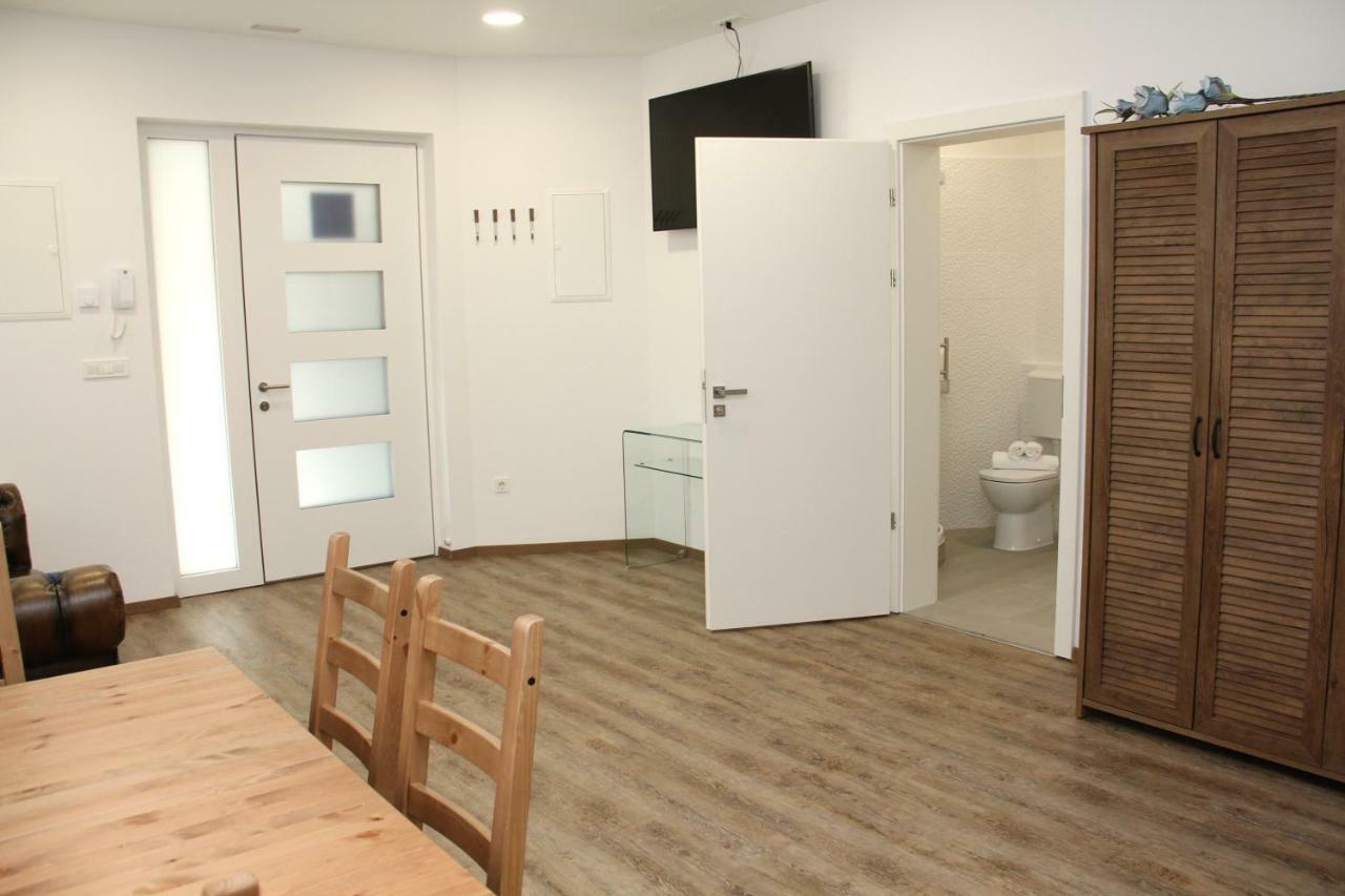 Maja Apartment Шибеник Екстер'єр фото